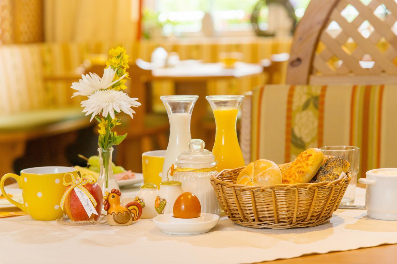 Landhotel Hubengut Bed And Breakfast Radstadt Exterior foto